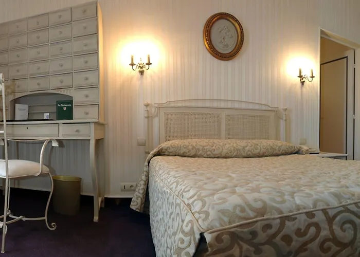 Otel De France Angers